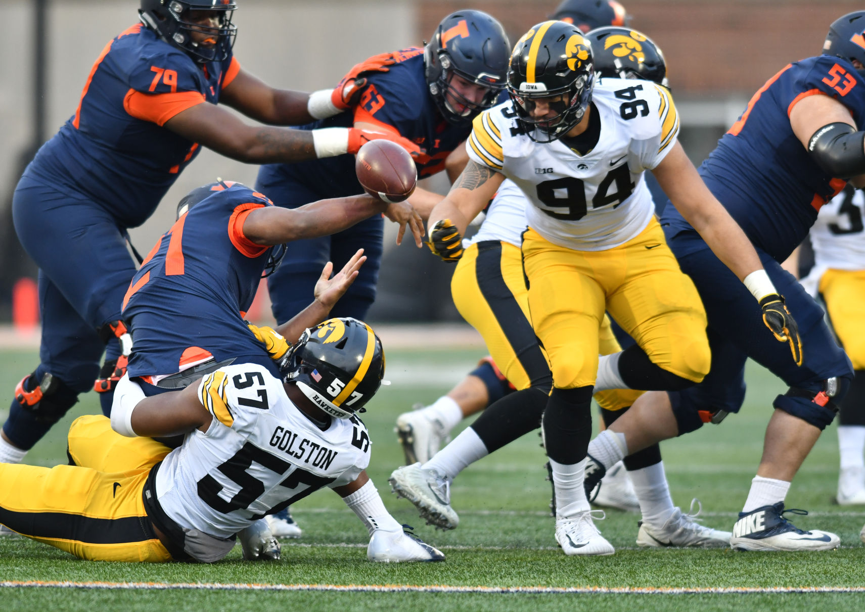 111718-iowaillinois-020a.JPG